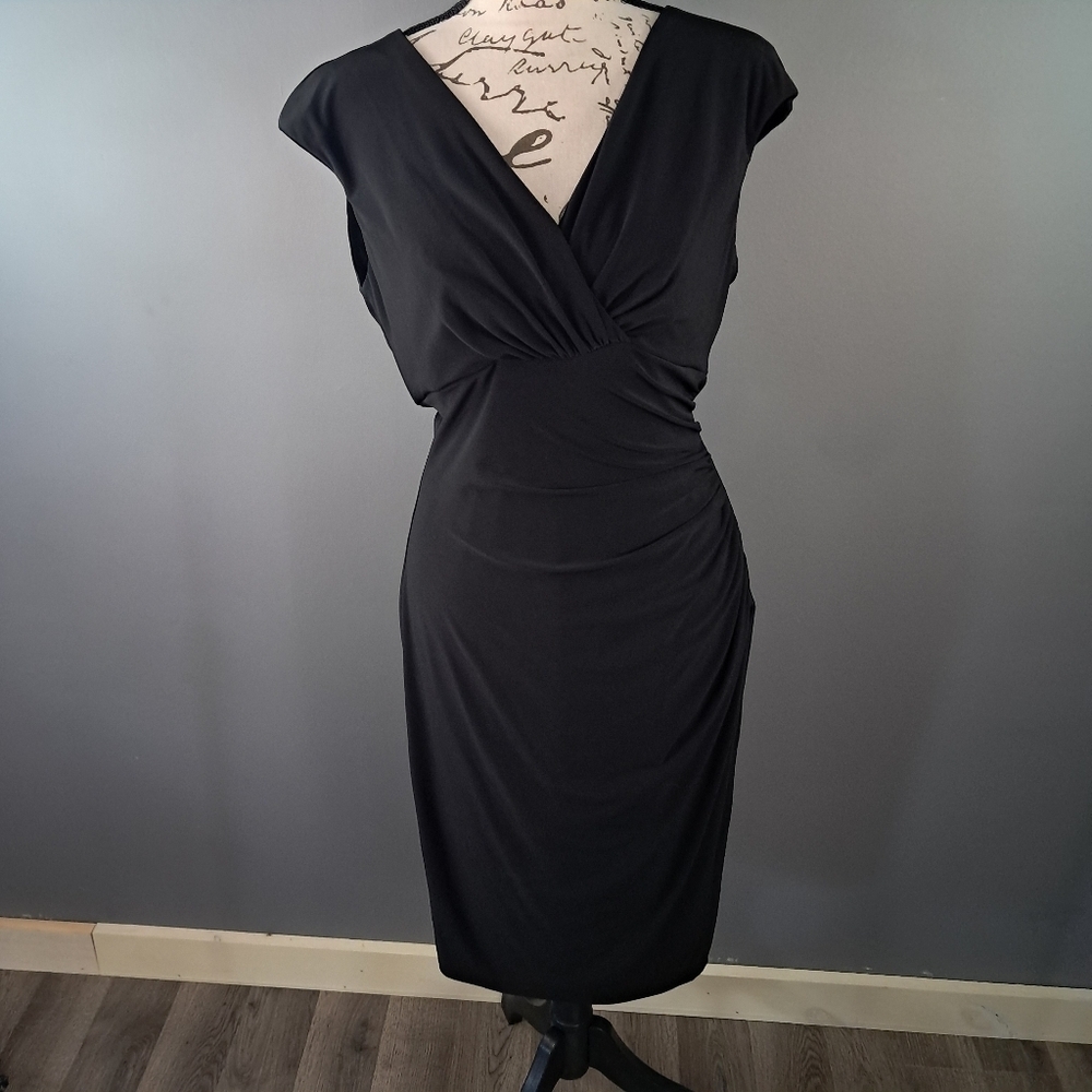 Lauren Ralph Lauren Size 6 Little Black Dress Ruched